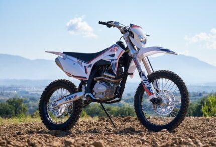 PIT BIKE ENDURO KAYO T4 250CC RUOTE 21/18